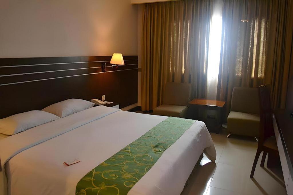แกรนด์ แอนทาเรส โฮเต็ล Hotel เมดาน ภายนอก รูปภาพ
